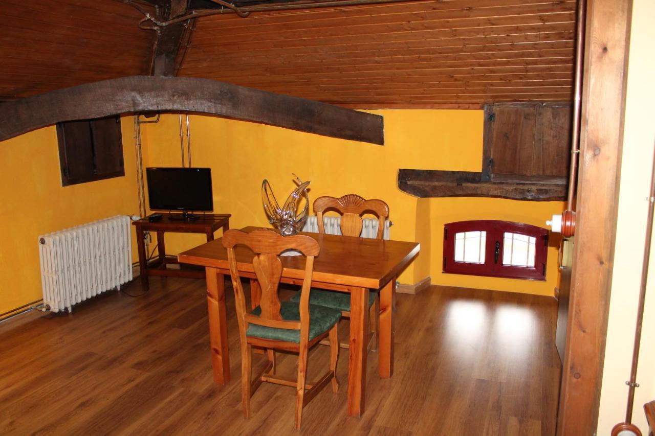 Casa Josefita Apartment Villamayor  Bagian luar foto